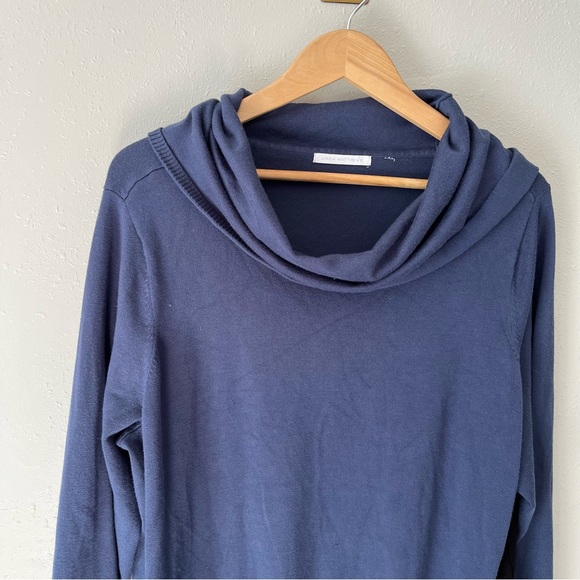 Linda Matthews Cowl Neck Asymmetrical Hem Color Block Sweater - Picture 6 of 9